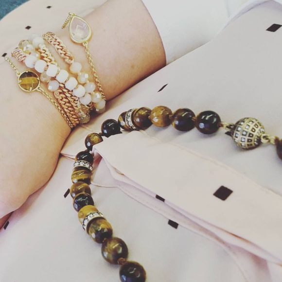 🆕 (2pc) Statement Bracelet Set - Picture 3 of 4