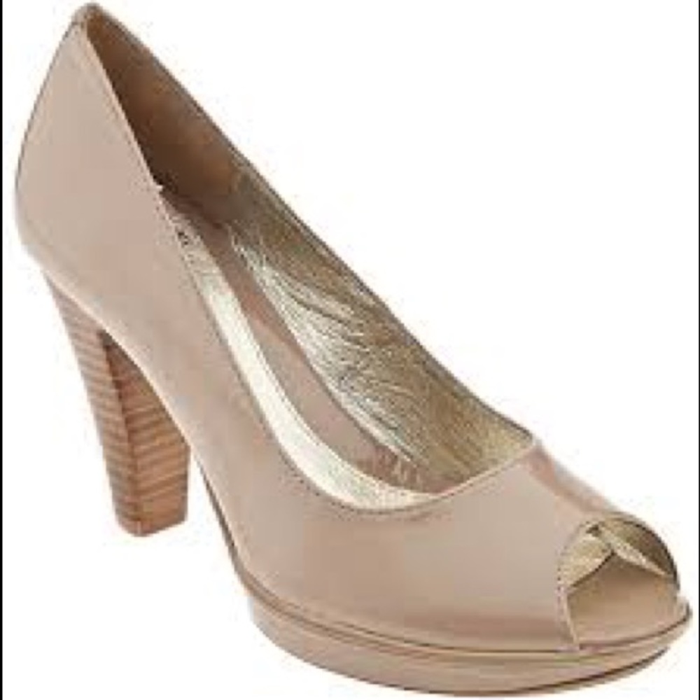 Sofft Ramona II platform peep-toe pumps