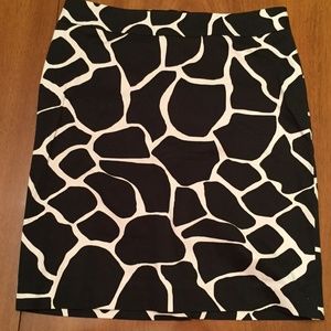 White House Black Market Pencil Skirt