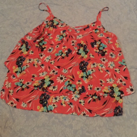 Skirt and top - Picture 2 of 3