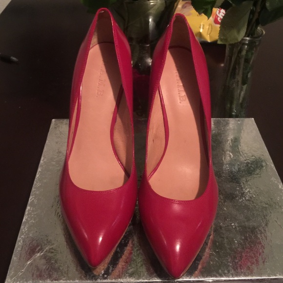 L.a.m.b heels - Picture 3 of 3