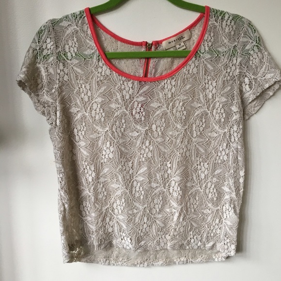 Lace top with coral accent collar