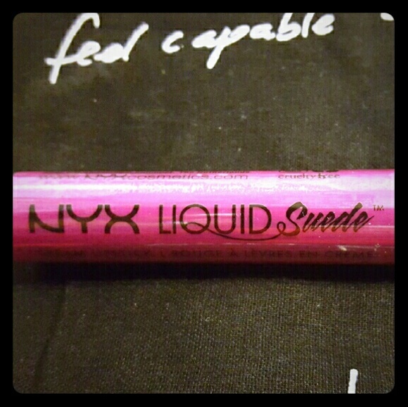 Liquid lipstick