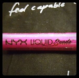 Liquid lipstick