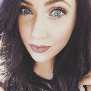 Meet your Posher, Kelsie