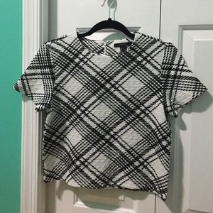 Black and White Crop Top