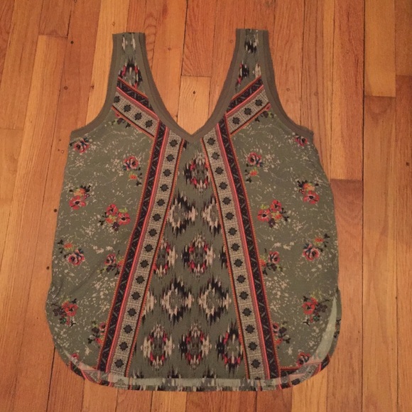 Tobi top! - Picture 1 of 3
