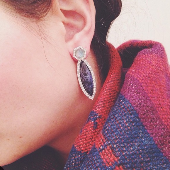 ⚠️ FLASHSALE 🆑 LAST1 🆕 Statement Earrings - Picture 2 of 3