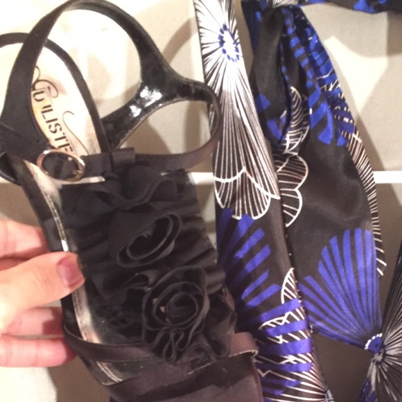 Bundle - Picture 2 of 3