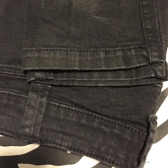 Black skinny jeans - Picture 3 of 3