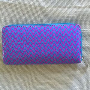 Sold on Vinted NWOT Chevron pink