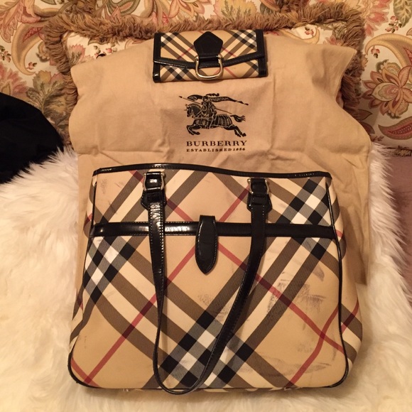 Burberry large tote and wallet