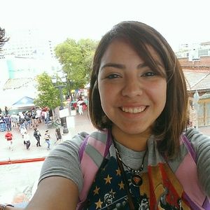 Meet your Posher, Kelly