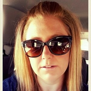 Meet your Posher, Kelli