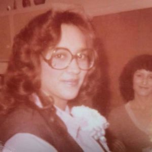 Meet your Posher, C anna