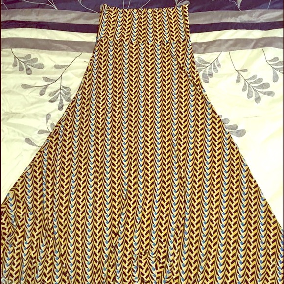 NWOT LuLaRoe XS maxi skirt.