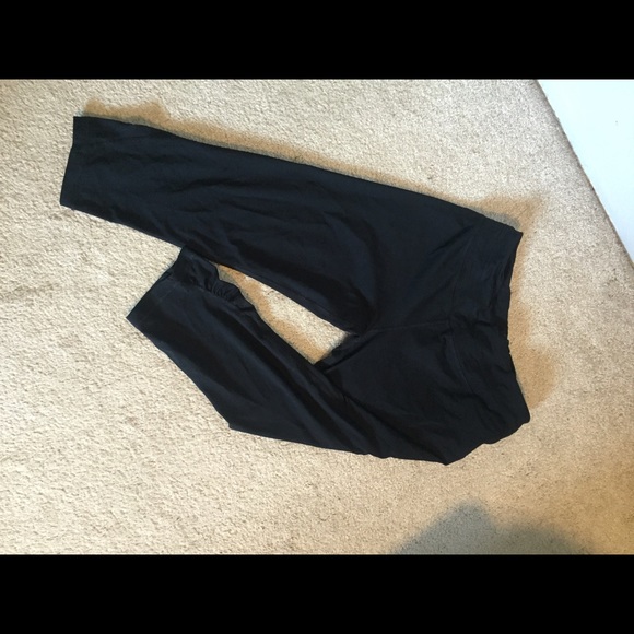 Maurices Active Capris