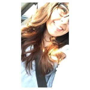 Meet your Posher, Cassandra