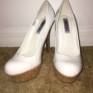 Jennifer Lopez heels