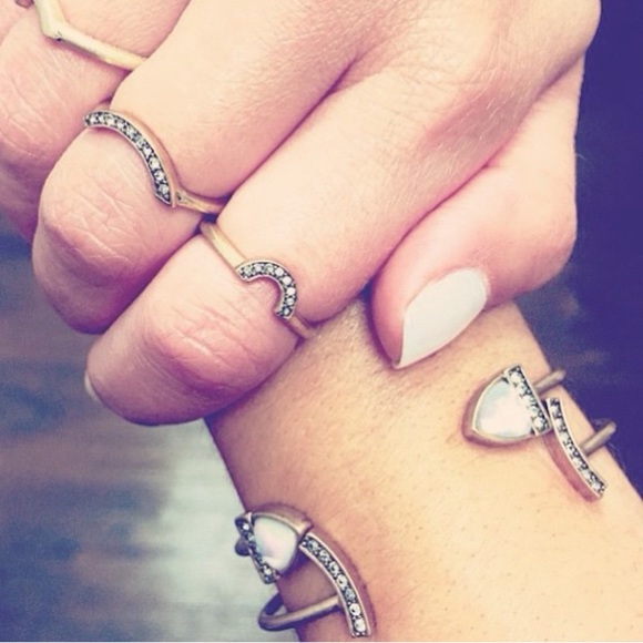 🆕 OJDC Statement Cuff - Picture 2 of 3