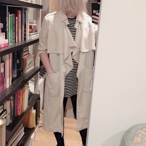 Light flowy trench