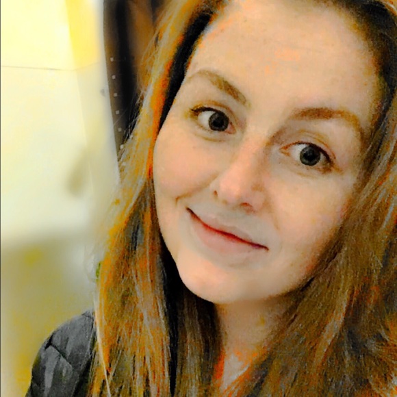 Meet your Posher, Brittany - Picture 1 of 1