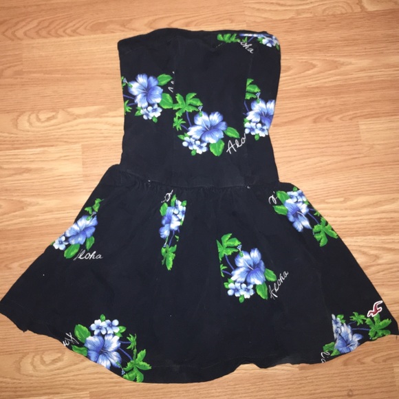 Strapless blue Hawaiian mini dress