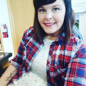 Meet your Posher, Ashley