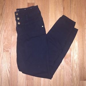 Black high waisted skinny jeans