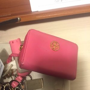 Tory Burch mini wallet perfect for adding on keys