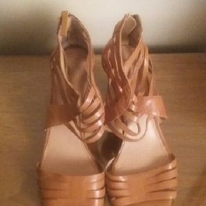 Nine West tan leather sandals size 10.5M.
