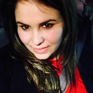 Meet your Posher, Claudia