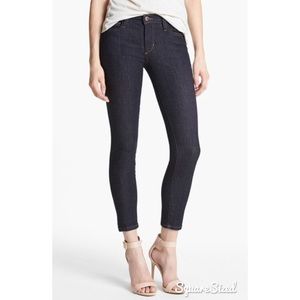 Joes Jeans- Dark rinse, skinny ankle