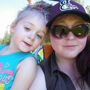 Meet your Posher, Mallory