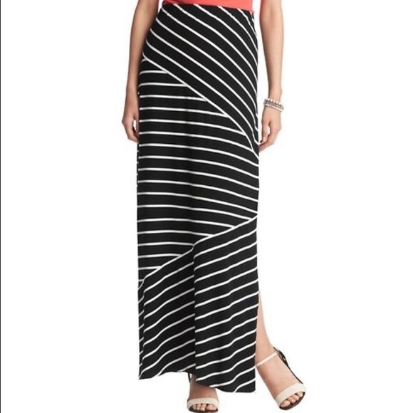💕host pick💕Loft striped maxi skirt💕