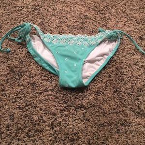 Bikini bottoms