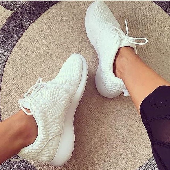 Nike White Roshe One DMB Sneakers - Picture 4 of 4