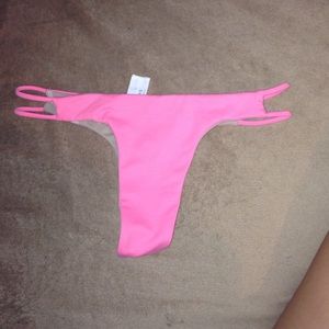 MIDORI LILY IN JET PINK