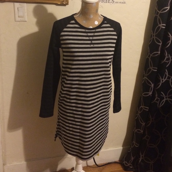 Ebony  striped shift dress