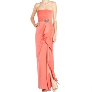 BCBG MAXAZARIA Strapless Draped 'ila' Evening Gown