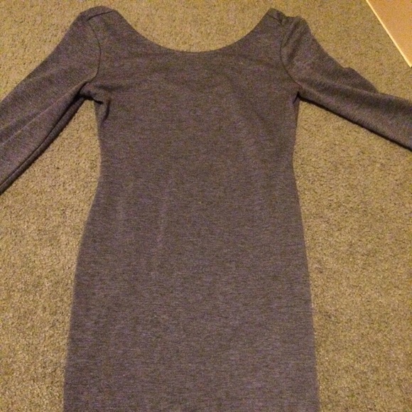 Simple grey midi dress with quarter sleeves