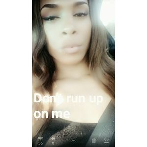 Meet your Posher, Tiara