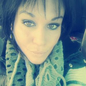 Meet your Posher, Enza