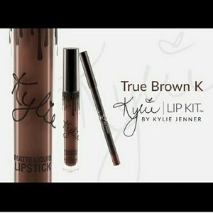 True Brown K Lip Kit