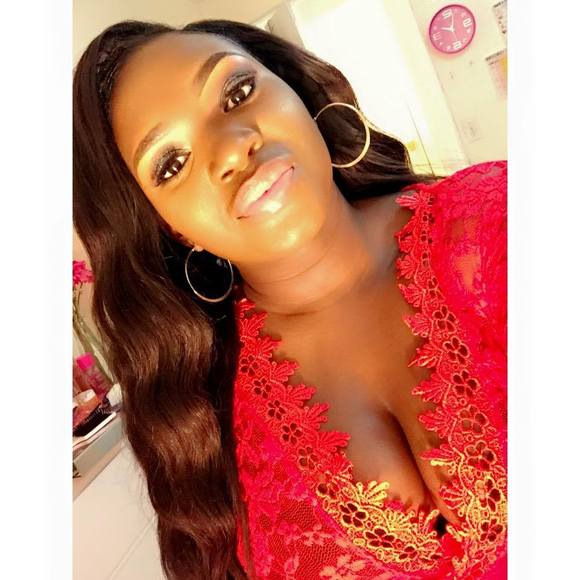 Meet your Posher, Monique - Picture 1 of 1