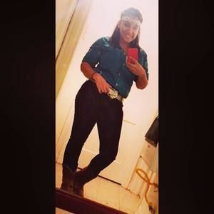 Meet your Posher, Briana