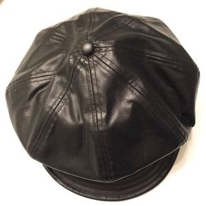 Liz Claiborne Newsboy Cap