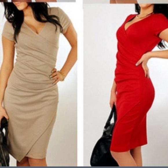 Red shirt sleeve Vneck dress