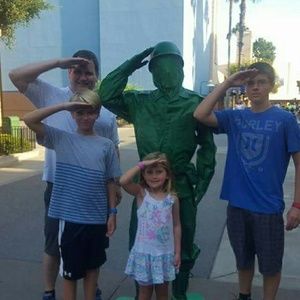 Meet your Posher, Allison