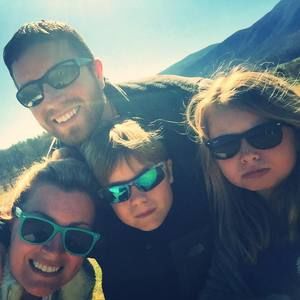 Meet your Posher, Ani